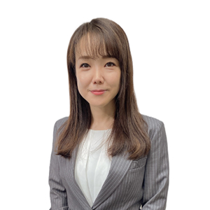 德留 さやか